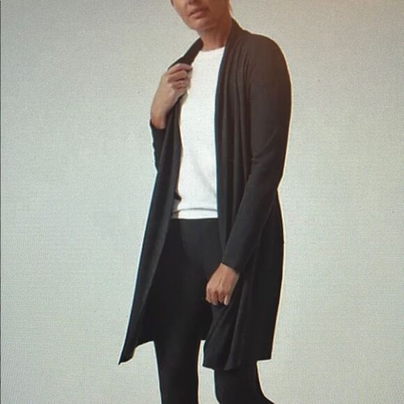 New! Athleta Wind Down Sleep Robe Size Medium Black NWT - Picture 1 of 16